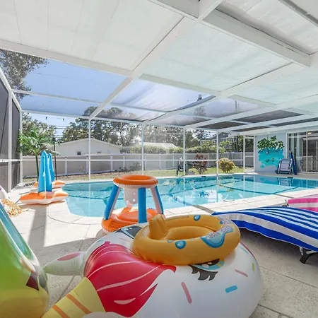 Poolside Paradise Clearwater Family Friendly House